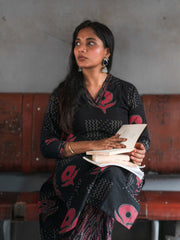 Akshara straight cut kurti