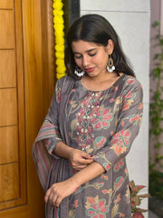 Ezhilnagai 3 piece set