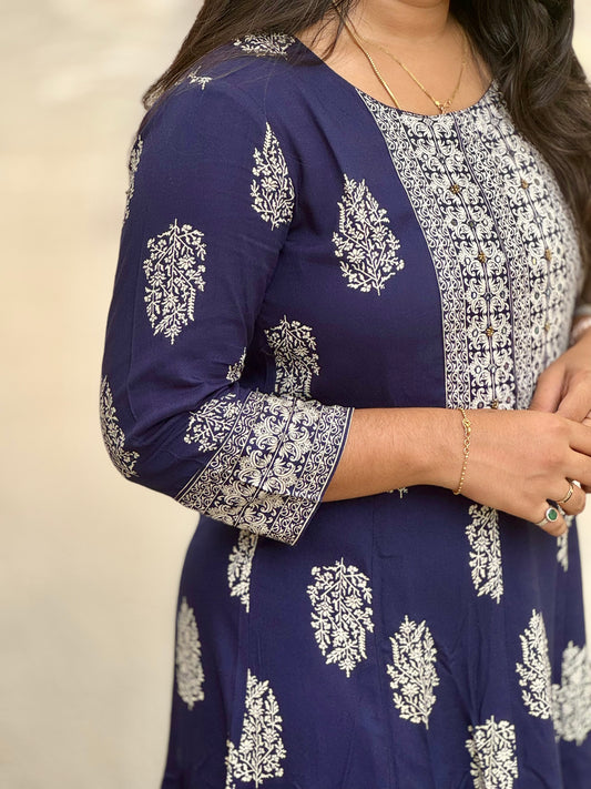 Ishira FlareWeave Kurti