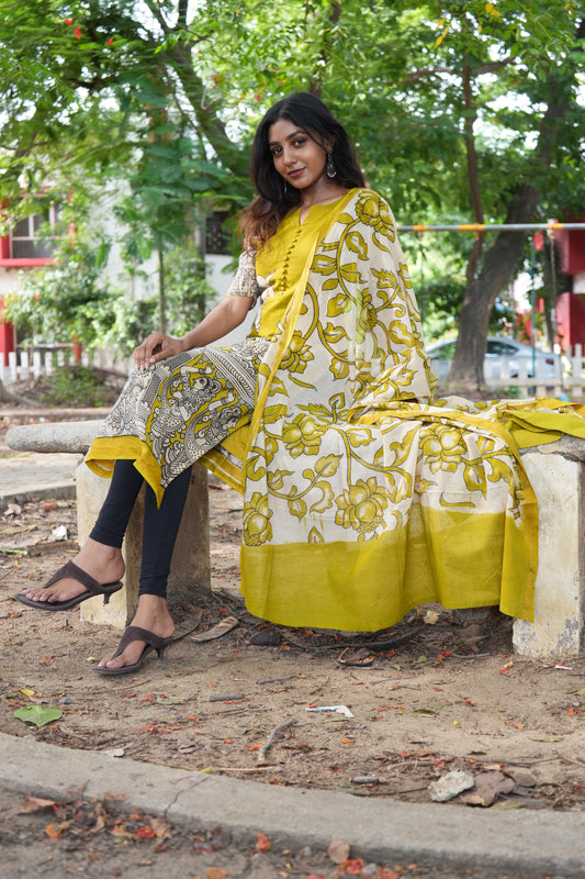 Aaradhya Kalamkari Kota Cotton Kurta Set