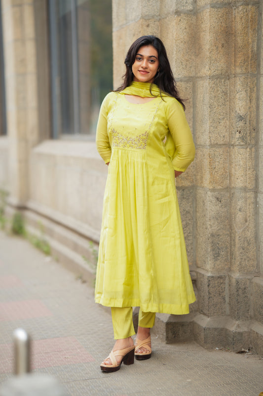 Nirubha Aarvika Glow Kurti