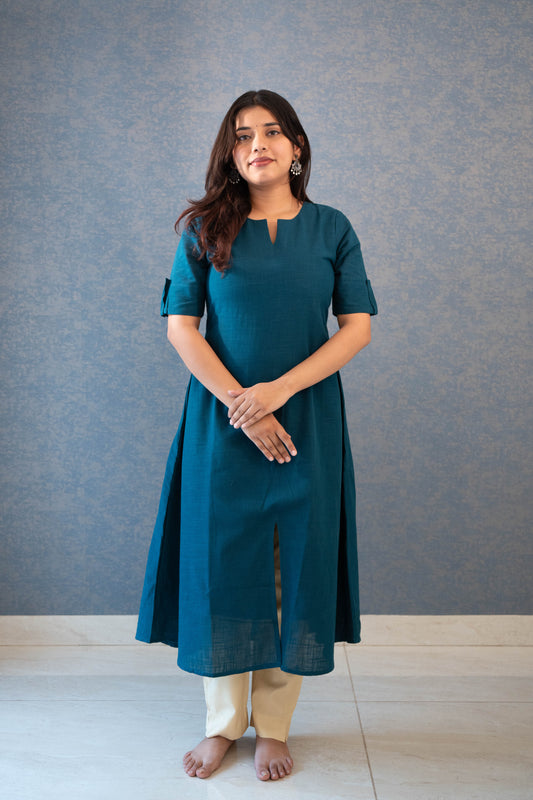 Neela Angin Kurta