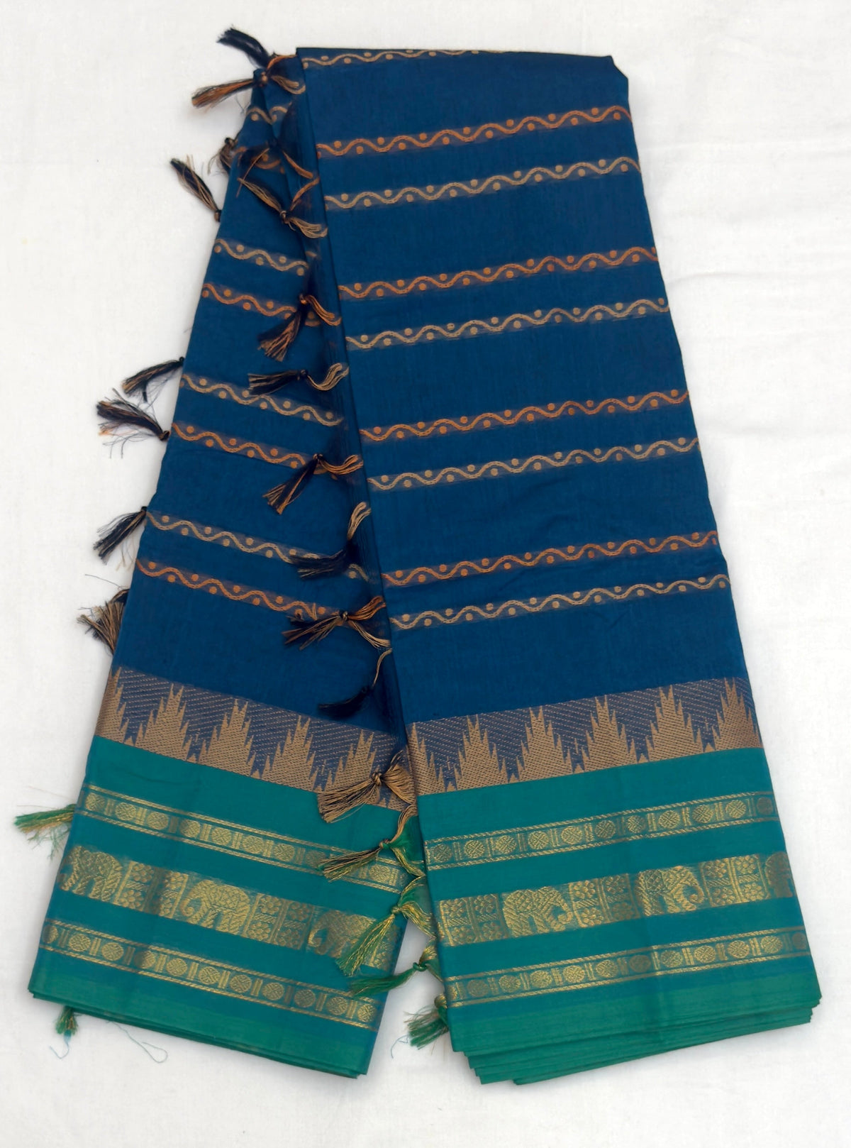 Neelamayil Charithra  Chettinad Cotton Saree
