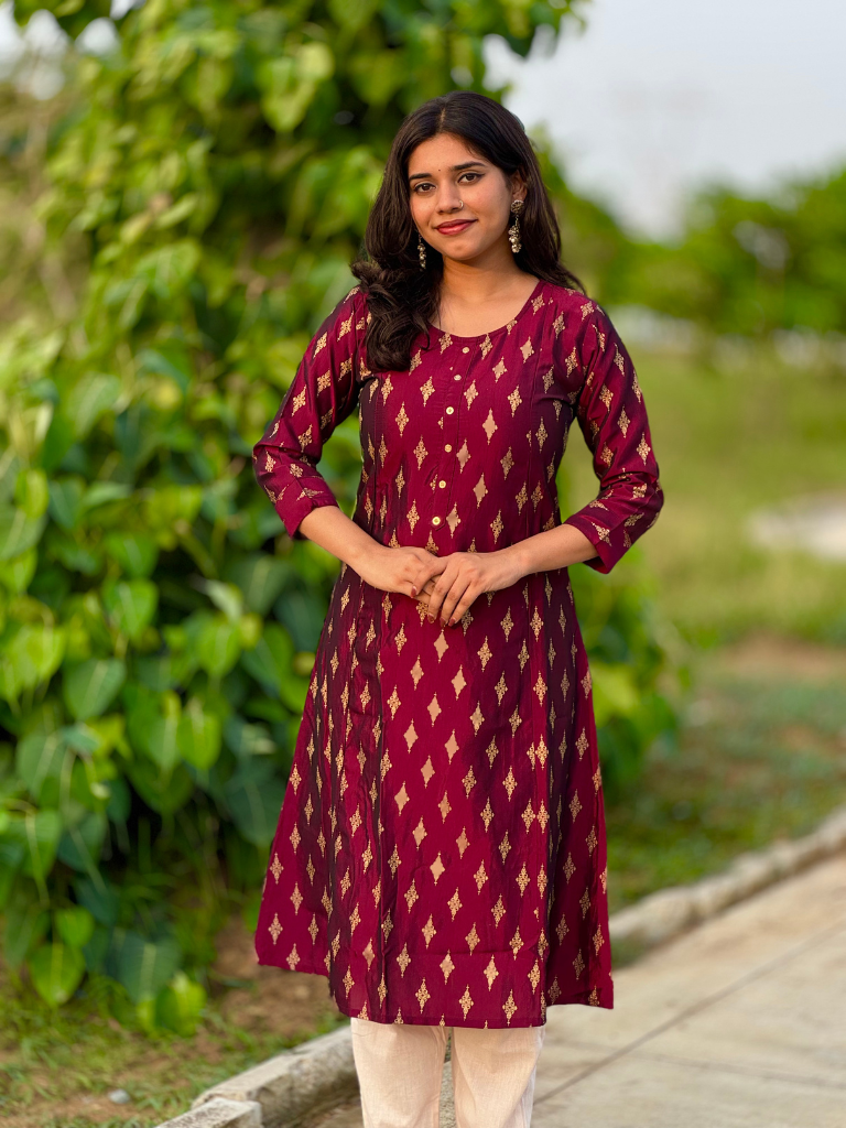 Apoorva umbrella kurti