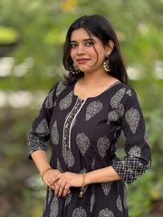 Madhina Floral Shades