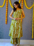 Navira co-ord set with Green